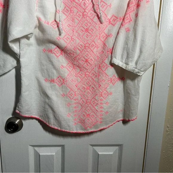Maeve Anthropologie Sz 12 White Linen Boho Embroidered Blouse Pink Stitch - Picture 12 of 15